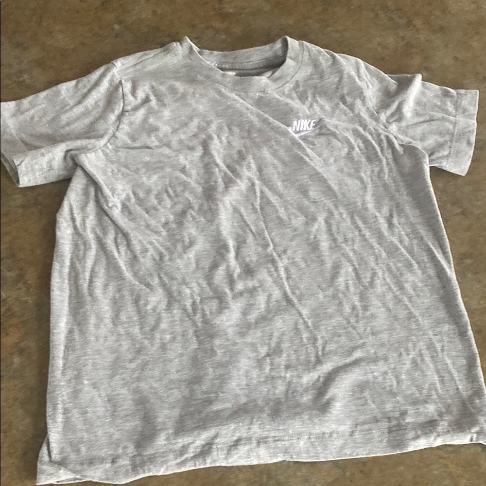 Nike Womens Gray T-Shirt
